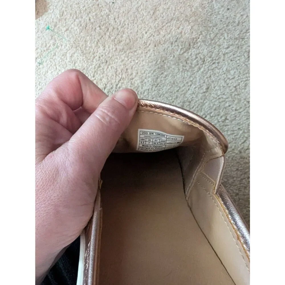 Uggs Sample Size: lady W8.5  Comfort Shoes Slip On Copper Pink